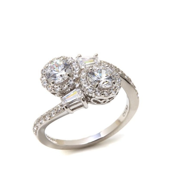 Cz Ring AAA Hsn Absolute Bypass Twist Ring - Picture 3 of 6